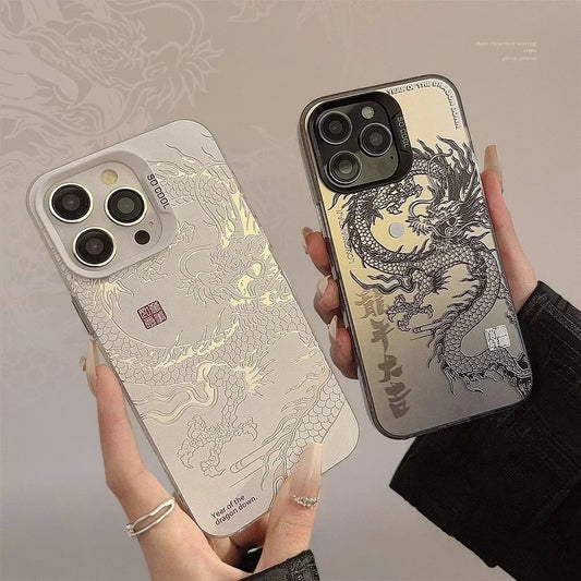 Entdecken Sie das beeindruckende Dragon Totem Acryl-Handycase – der perfekte Schutz für Ihr iPhone 16, 15 Pro Max, 11, 12, 13 Mini, 14 Pro, XS, XR, 7 und 8 Plus!